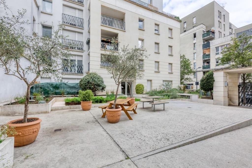 Premium Flat 6 People With Billard And Terrace Stade De France Saint-Denis  Exterior foto